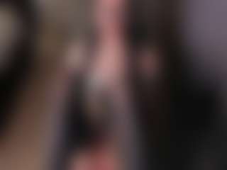 karinisse's Live Sex Cam Show