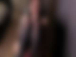 karinisse's Live Sex Cam Show