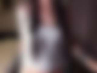 karinisse's Live Sex Cam Show