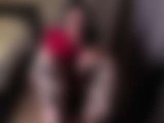 Live cam show with karinisse - Emo on Camming Site