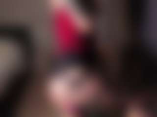 karinisse's Live Sex Cam Show