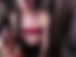 karinisse's Live Sex Cam Show