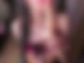 karinisse's Live Sex Cam Show