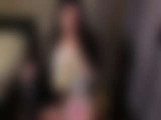 karinisse's Live Sex Cam Show