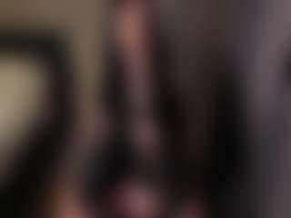 karinisse's Live Sex Cam Show
