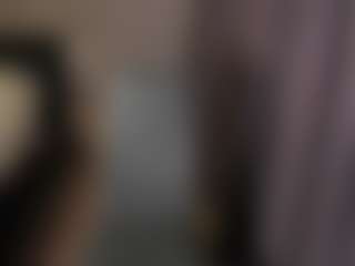 karinisse's Live Sex Cam Show