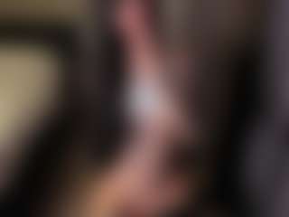karinisse's Live Sex Cam Show