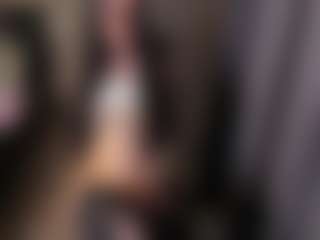 karinisse's Live Sex Cam Show