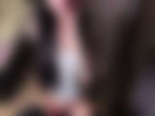 karinisse's Live Sex Cam Show