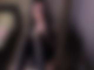 karinisse's Live Sex Cam Show