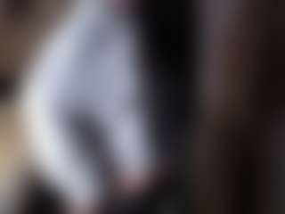 karinisse's Live Sex Cam Show