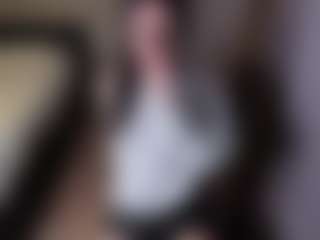 karinisse's Live Sex Cam Show