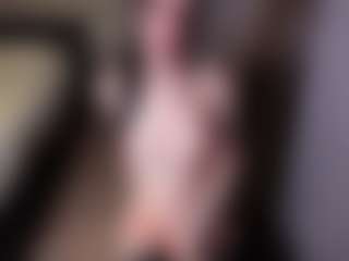 karinisse's Live Sex Cam Show