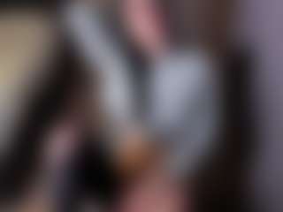 karinisse's Live Sex Cam Show