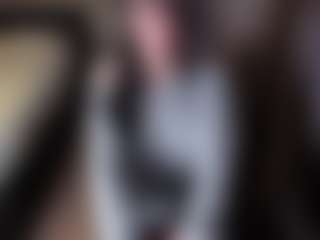 karinisse's Live Sex Cam Show