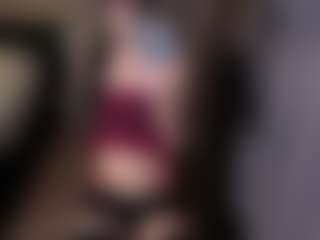 karinisse's Live Sex Cam Show
