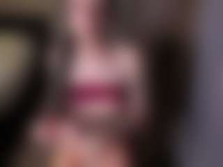 karinisse's Live Sex Cam Show