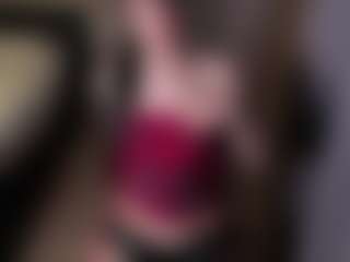 karinisse's Live Sex Cam Show