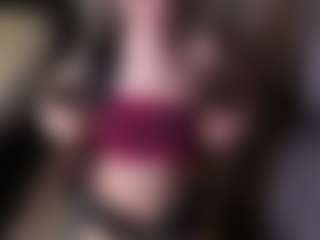 karinisse's Live Sex Cam Show