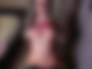 karinisse's Live Sex Cam Show