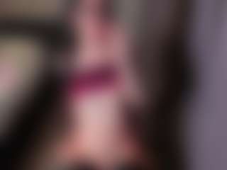 karinisse's Live Sex Cam Show