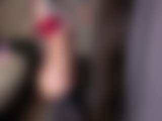 karinisse's Live Sex Cam Show