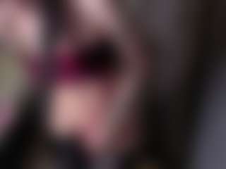 karinisse's Live Sex Cam Show