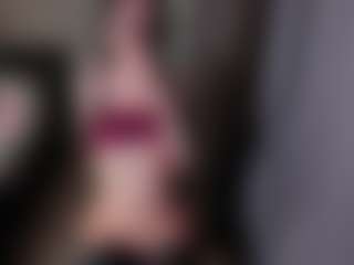 karinisse's Live Sex Cam Show