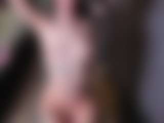 karinisse's Live Sex Cam Show