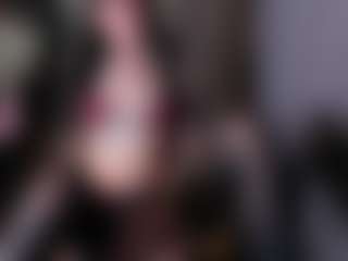 karinisse's Live Sex Cam Show