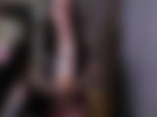 karinisse's Live Sex Cam Show
