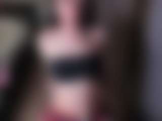 karinisse's Live Sex Cam Show