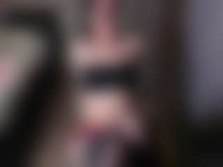 karinisse's Live Sex Cam Show