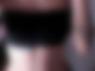karinisse's Live Sex Cam Show