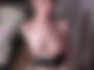 karinisse's Live Sex Cam Show