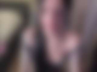 karinisse's Live Sex Cam Show