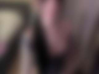 karinisse's Live Sex Cam Show