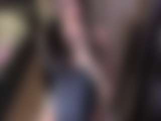 Live cam show with karinisse - Body Massage on Camsoda