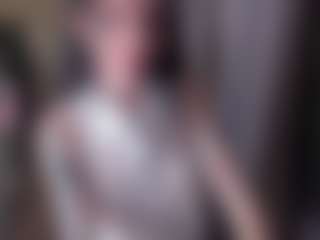 Live cam show with karinisse - Long Hair on xxxlivecams.org