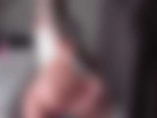 karinisse's Live Sex Cam Show