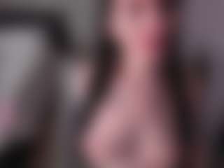 karinisse's Live Sex Cam Show