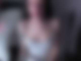 karinisse's Live Sex Cam Show