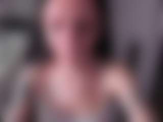 karinisse's Live Sex Cam Show