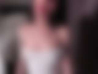 karinisse's Live Sex Cam Show
