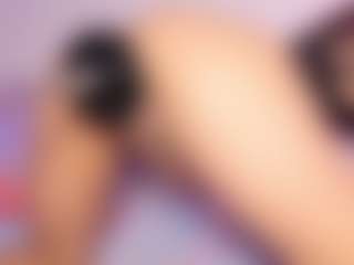 Mavis18's Live Sex Cam Show