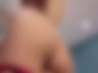 Live cam show with smart-eliz - Brown Hair Petite on xxxlivecams.org