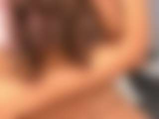 EmyLux's Live Sex Cam Show