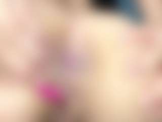 Live cam show with EmyLux - Ride on Camsoda