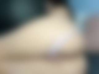 EmyLux's Live Sex Cam Show