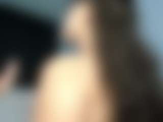 EmyLux's Live Sex Cam Show